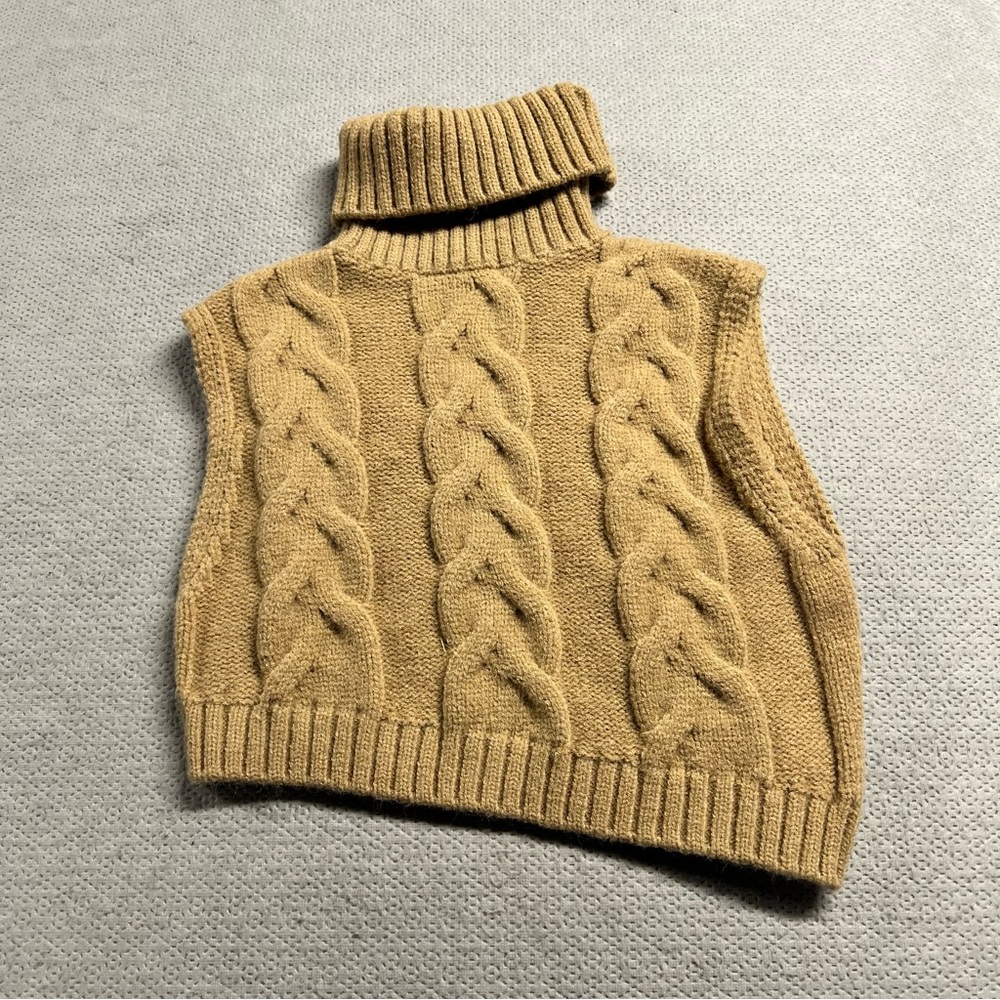 Zara tan/ beige/ camel Cable-Knit Sleeveless Turtleneck Sweater Vest